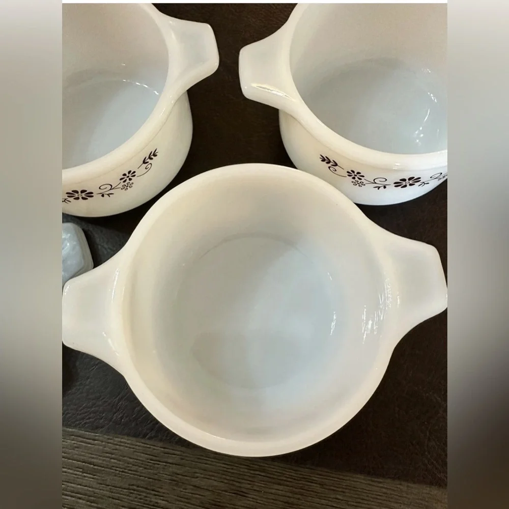Vintage Corning Ware Spring Blossom Brown Daisy Covered Soup Bowls Set